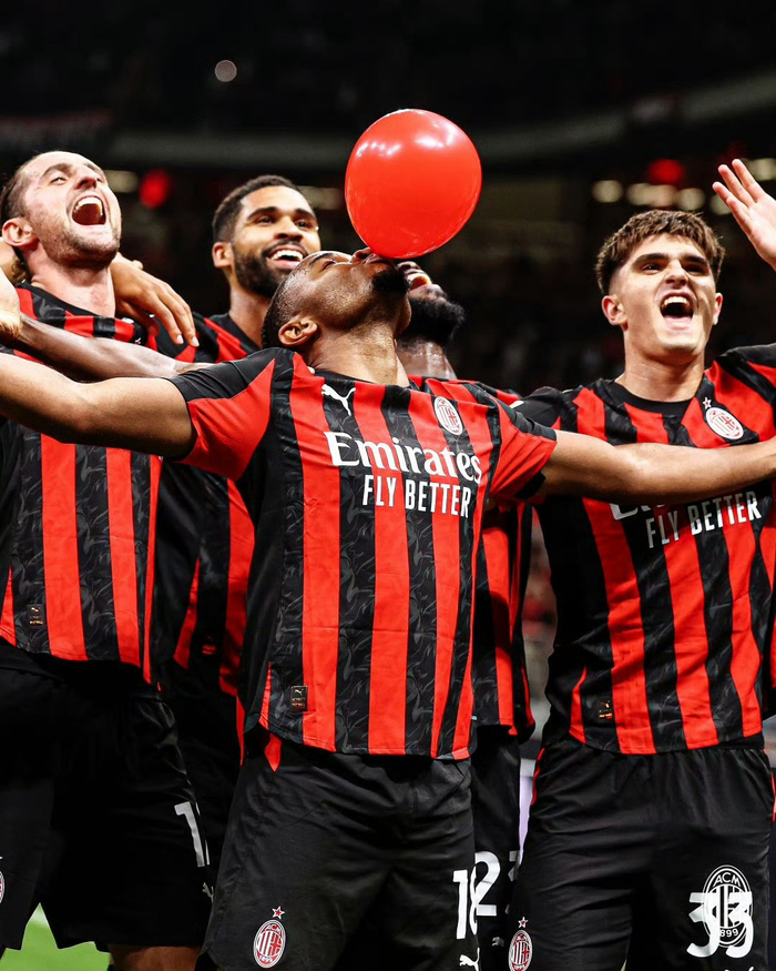 皇家社会训练开放日，转会期复出首秀引欢呼，意大利杯在即，球队文化再被提及的简单介绍